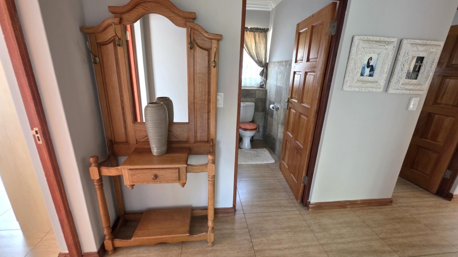 4 Bedroom Property for Sale in Leloko North West